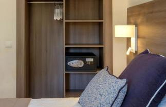 Cabot Tres Torres Apartamentos - Photo 20