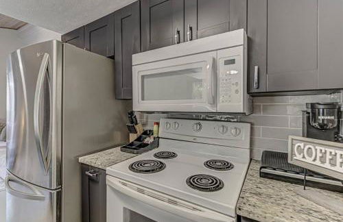 4 BDRM with POOL Prime Location on Lamar Mins to DT - Foto 13