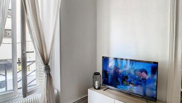 Grand Cozy appart - proche métro Paris - spots touristiques - Foto 3