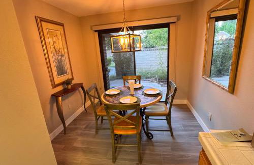 Charming & Cozy 2-Bedroom in the Heart of Cathedral City! - Foto 21