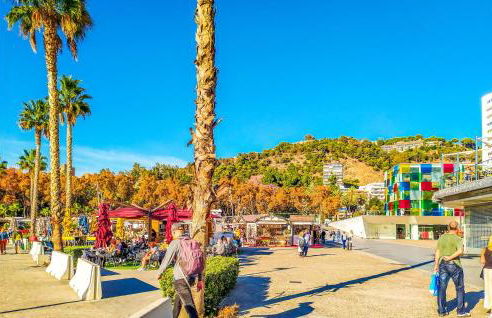 2 Bedroom Lovely Home In Málaga - Photo 31