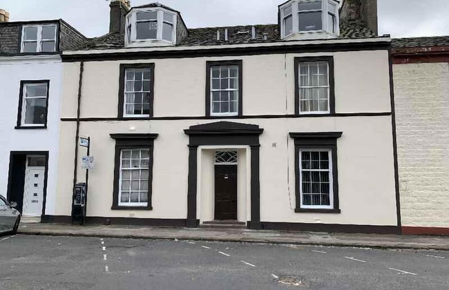 Charlotte Street - Photo 15