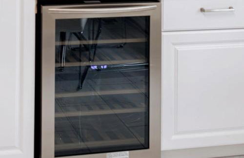 5 bedrooms with 4 Full Bath Fire Pit BBQ and Plush Amen on 1 2 acre - Photo 32