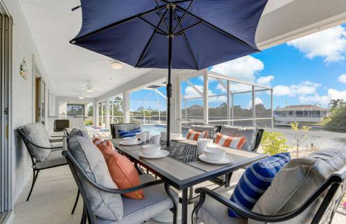 Waterfront Villa with Heated Pool - Villa Wine Down - Roelens Vacations - Foto 4