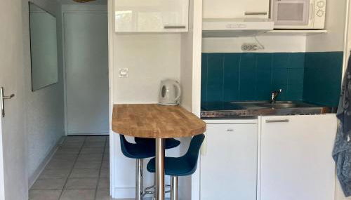 Joli Studio - Foto 4, stove, minibar