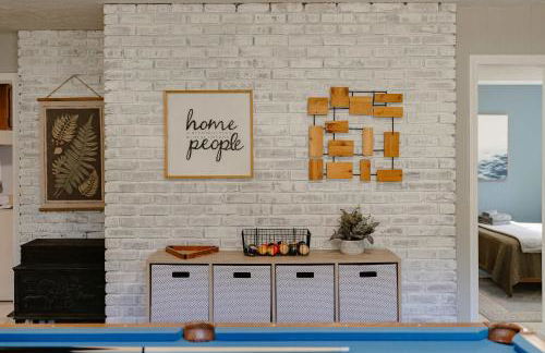 Bluffview on the River with a hot tub sauna pool table and more - Foto 17