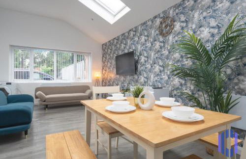 Santorini Blues by CEFAS - Free Parking - Bungalow - Near Airport - Foto 31