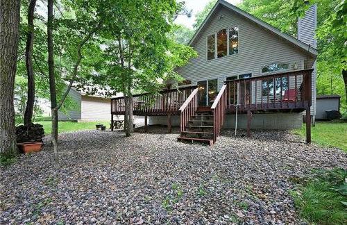 Spooner Shores - Wooded, Lakefront Retreat - Foto 24