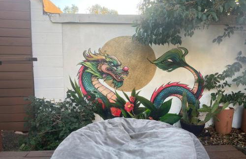 Serene Silver Lake 1 bedroom 1 bathroom Back house With Private Backyard - Photo 53