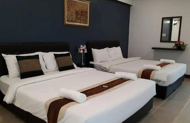 B9 Airport Resident - Photo 10