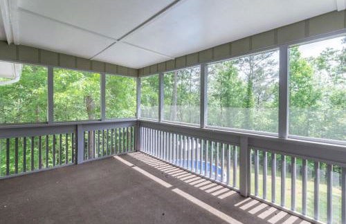 Large Hillside Retreat with Pool and Hot Tub - Foto 64