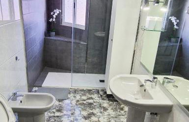 Blue House - Photo 28