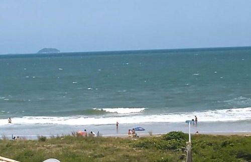 Lindo Apto com vista para o Mar! - Foto 11