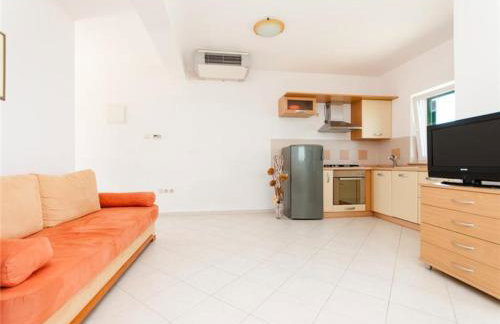 Apartments Ruzmarin - Photo 42