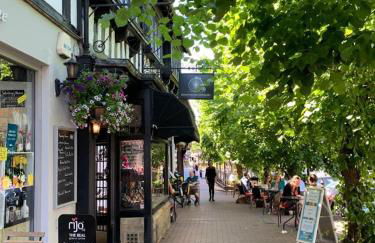 Town Centre Cottage - Photo 64