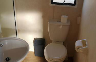 Lovely 2-bed Caravan in Walton on the Naze - Foto 29