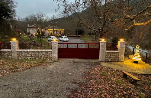 Andrea Sofi Guesthouse - Photo 8