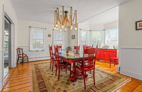 Coastal Victorian Home Walk to Downtown - Foto 28