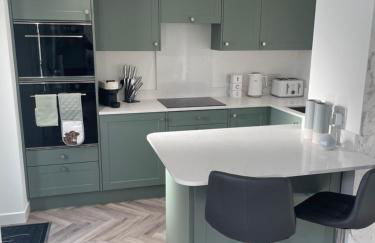 Savannah Lodge - Photo 1