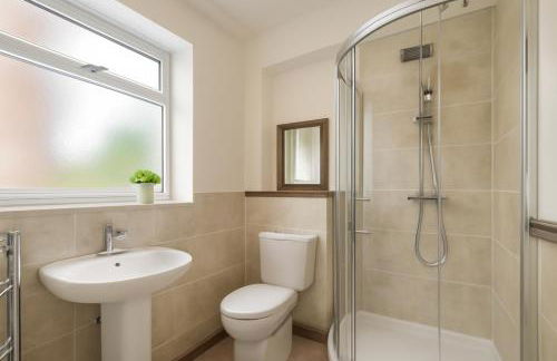 Newly Built 4-Bed Semi-Detached 2 Baths, Near City - Foto 3