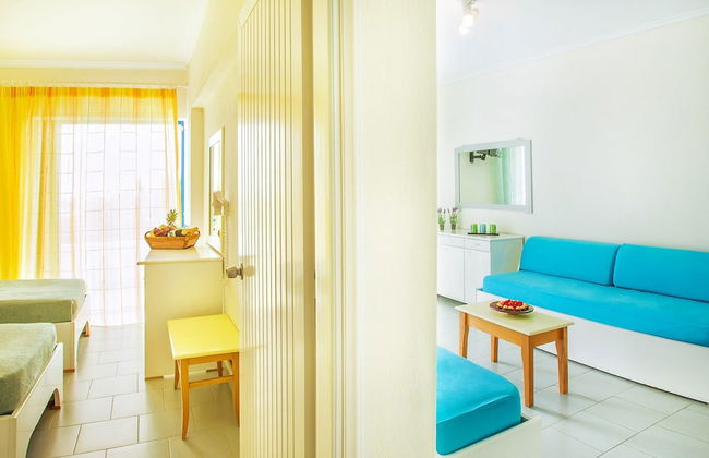 Xenios Port Marina Hotel - Photo 18