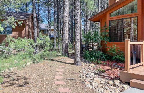 2 Living Rooms Fires Quick Drive Downtown - Foto 45