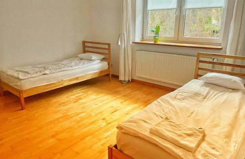 Uroczy dom i bezpłatny parking - Foto 11