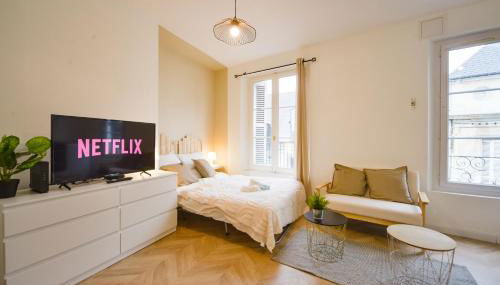 Le Clocher - Quai De La Loire - Netflix - Photo 4, towels