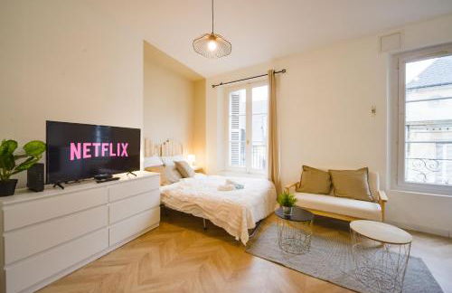 Le Clocher - Quai De La Loire - Netflix - Foto 4