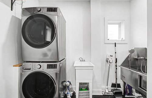 Spacious 3BR PetFriendly Retreat Near DT Cleveland - Foto 35