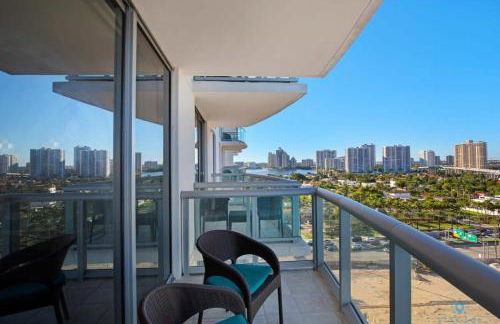 Beachfront Resort POOL OCEAN VIEW BALCONY - Foto 2