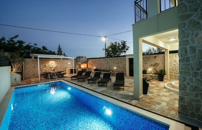 Villa Castelo Coza - Photo 1