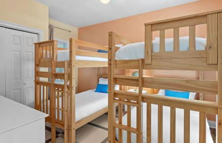 Steps to Beach! Arcade Game Room, Pool + Hot Tub Calico Scallop by Avantstay - Foto 68