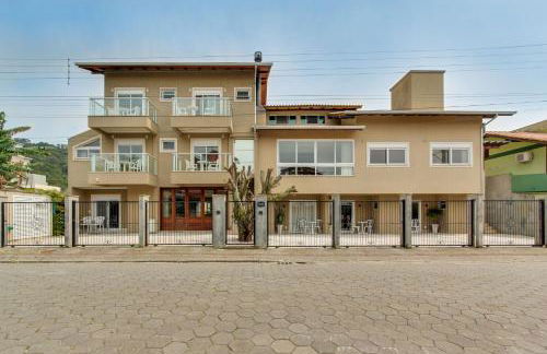 Residencial Casa Flora - Centro de Bombinhas - Foto 16