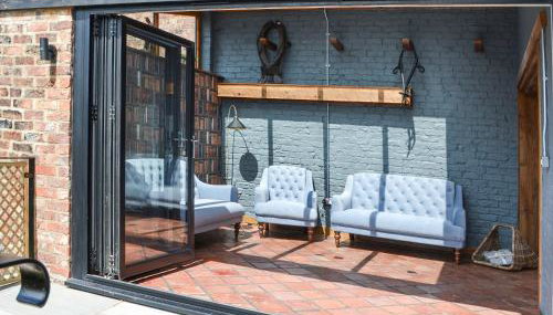 The Old Stables - Photo 2