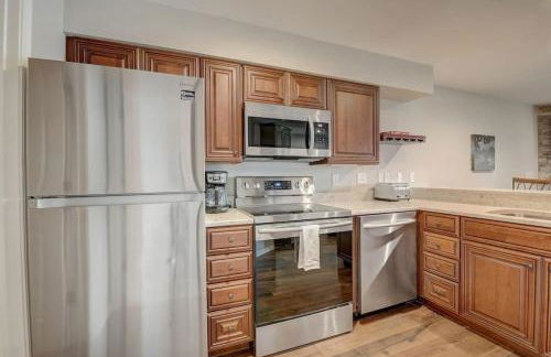 Dells Lakefront Escape - Couples or Families - Foto 6