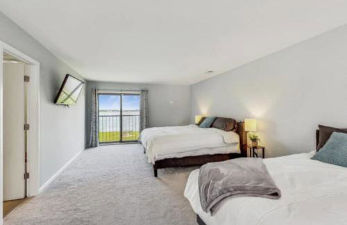 Month to Month and Seasonal Luxury Lakefront 5 bed 5 5 bath Estate Home - Foto 12