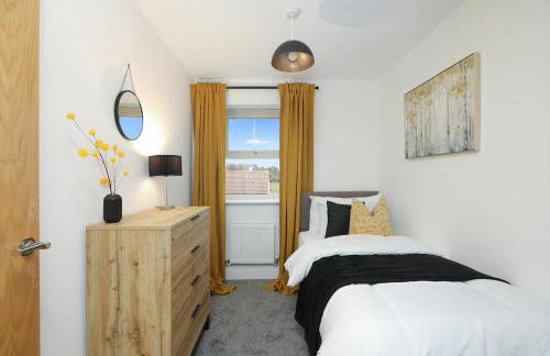 Spacious Home For Contractors,Families,Groups, Sleeps 10, Free Parking - Foto 7