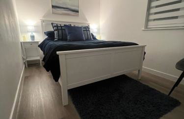 Dunmuir House 4 Bedroom 2 bathroom House & Garden in Denny - Photo 49