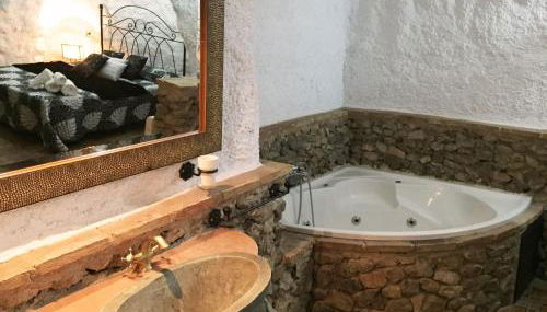 Alojamientos Cuevas Pinomojon - Foto 1