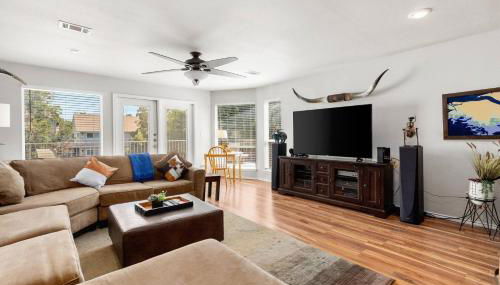 Texas Two-Step at Waterwheel - Foto 4