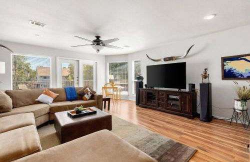 Texas Two-Step at Waterwheel - Foto 4