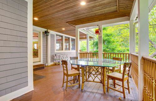 Spacious Belmont Home w/ Seasonal Pool & Grill - Foto 49