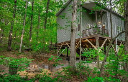 Peaceful Hideaway Treehouse near Little River Canyon - Foto 14
