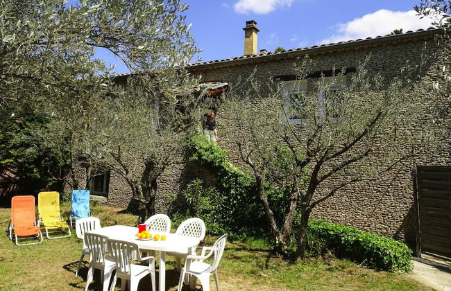 Holiday Home With Swimming Pool - Photo 1