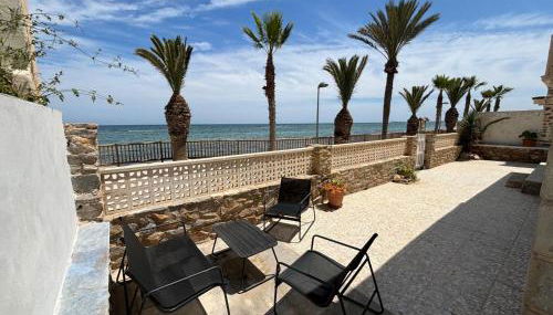 CHALET A 5 METROS DEL MAR.Wifi gratis - Foto 4, Garden