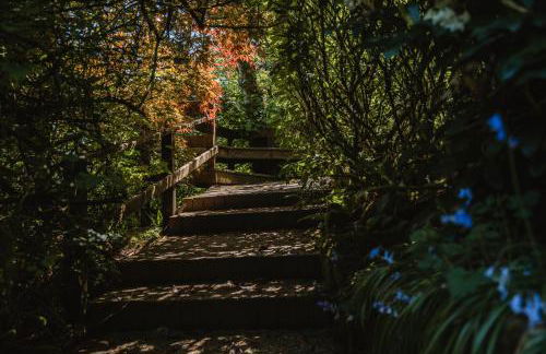 Luxury studio with HOT TUB and Stunning Gardens - Foto 22