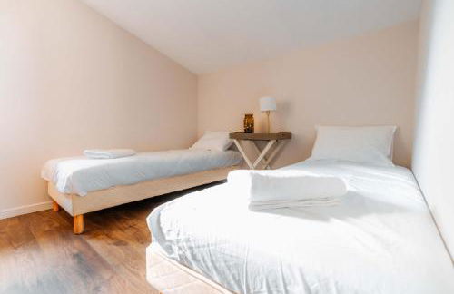 Le mas du roulier, villa provençale chic, 320m2 au calme avec vue 180 sur puy de Dôme - Foto 33