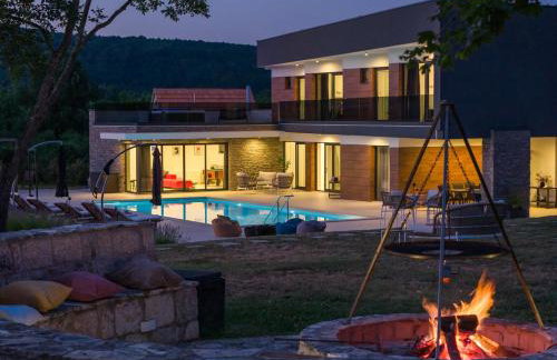 Villa Nella Foresta with private 66sqm heated pool, Whirlpool, Tennis court, Gym, Billiards, 4 en-suite bedrooms - Foto 40