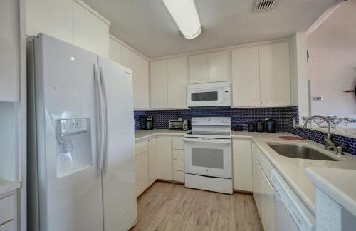 Pelican Place closet to beach - Foto 11